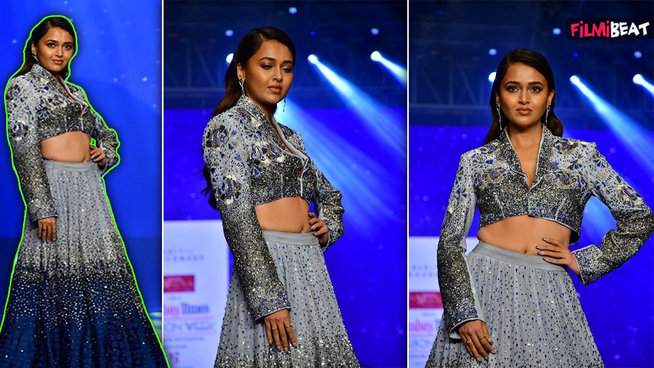 Tejasswi Prakash ने Bombay Fashion Week में गिराई हुस्न की बिजलियां, Ramp Walk देख लोगों ने की तारीफ