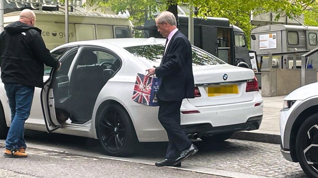 Nigel Farage spotted using a disabled parking spot for 45 mins to do an M&S shop