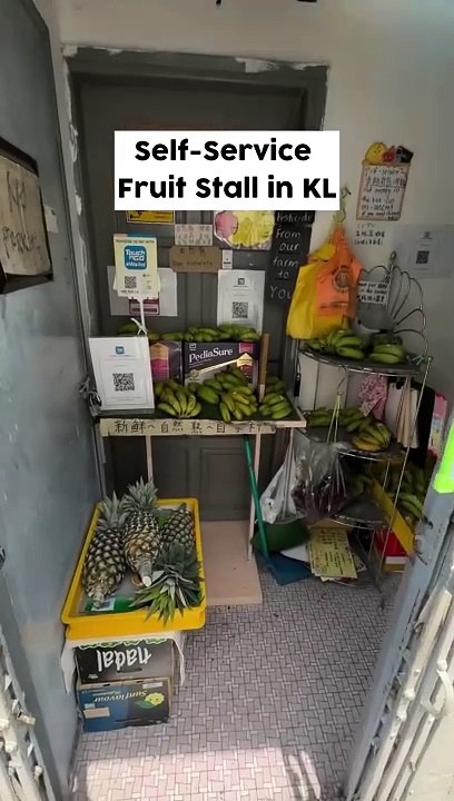 KL 自助水果摊 自己看标价 打包 付钱