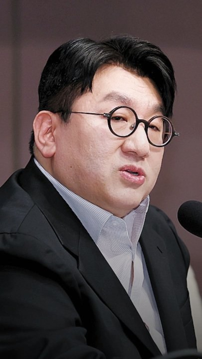 엔터 주식부자 1위는 2.6조 방시혁…BTS 전원 '100억 클럽'