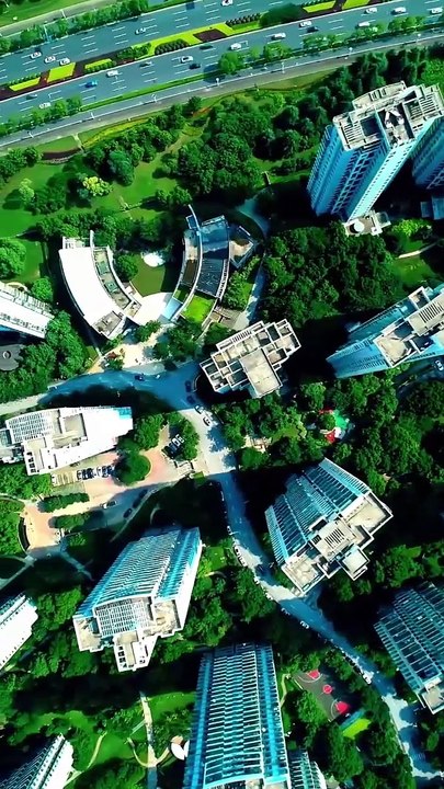 热门短剧推荐 《谁说反派不能做男主$穿越成反派，三个女主倒追我》 (上)