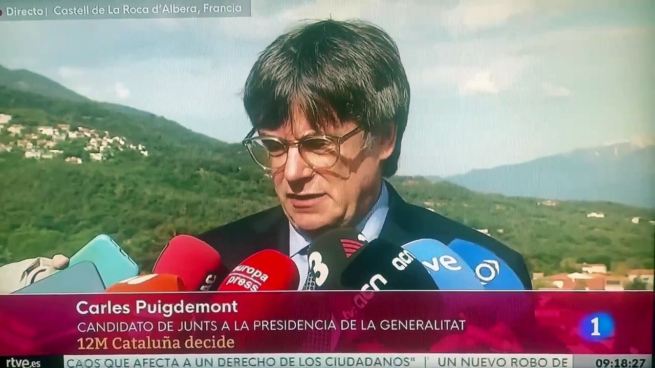 RTVE llama exiliado al prófugo Puigdemont