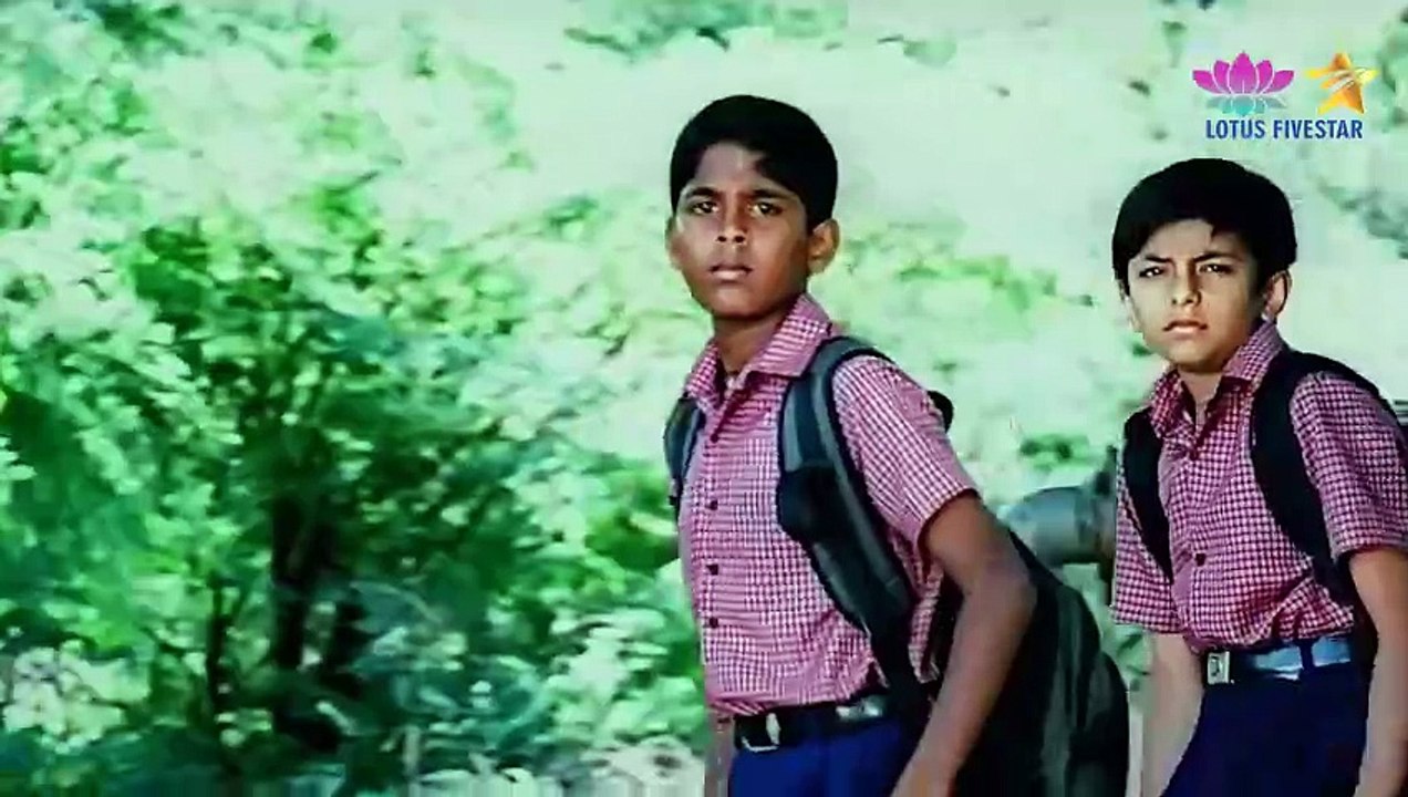 Vettaiyaadu Vilaiyaadu | Trailer 1