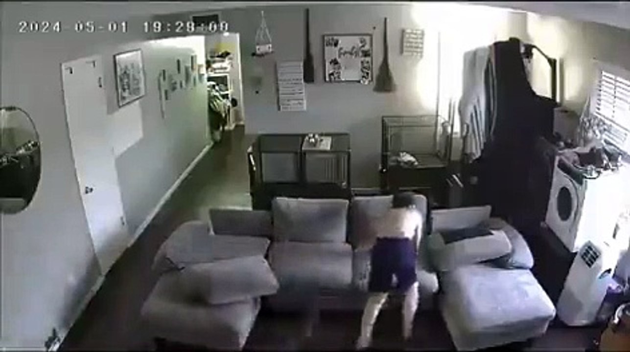 Un niño se salvó por poco de una bala perdida que entró en su casa