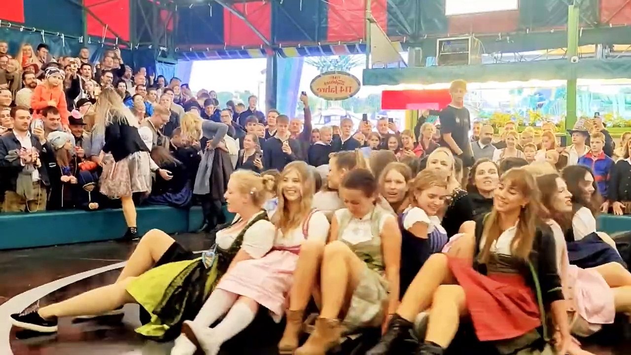 Sexy and drunk girls on the devil's wheel teufelsrad