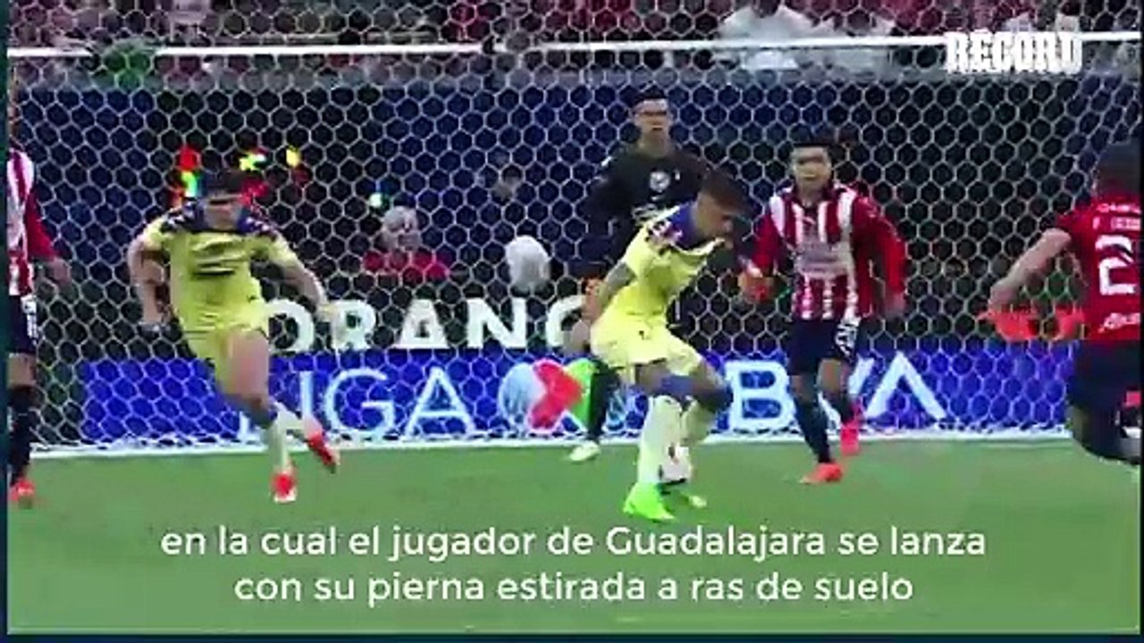 COMISIÓN DE ÁRBITROS EXPLICA DECISIÓN ARBITRAL EN POLÉMICA ENTRADA DURANTE EL CLÁSICO NACIONAL