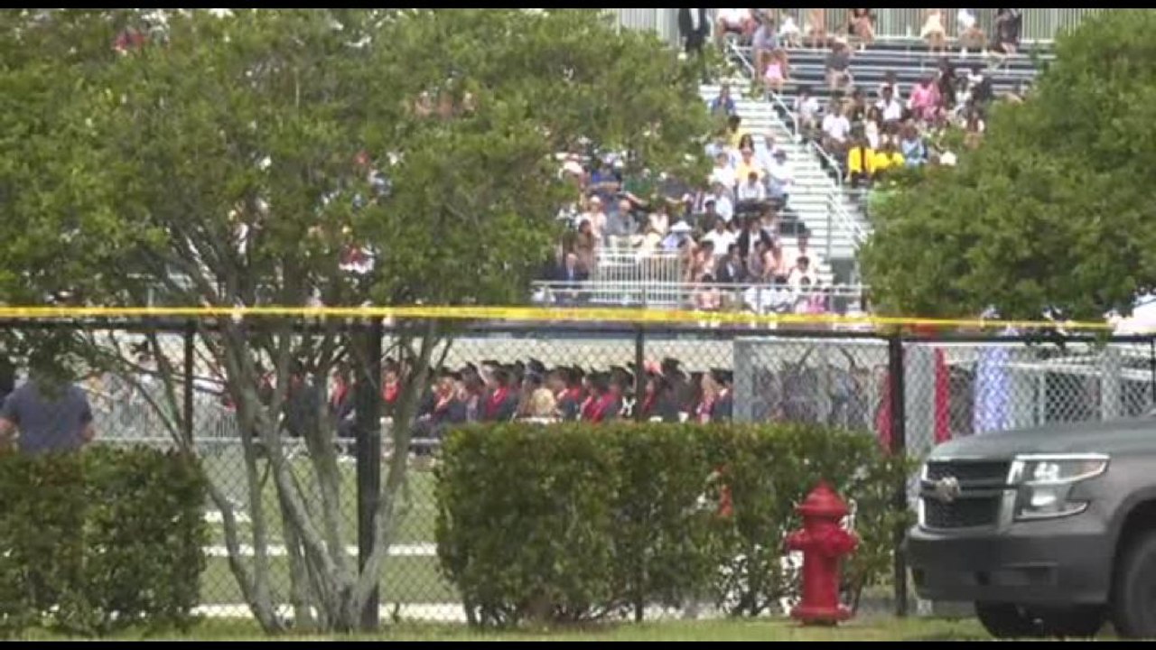 Donald Trump alla cerimonia di diploma del figlio Barron