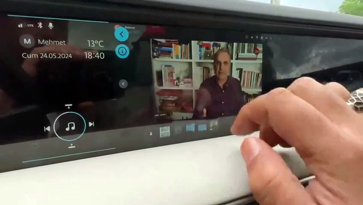 Can Ataklı Togg ekranında