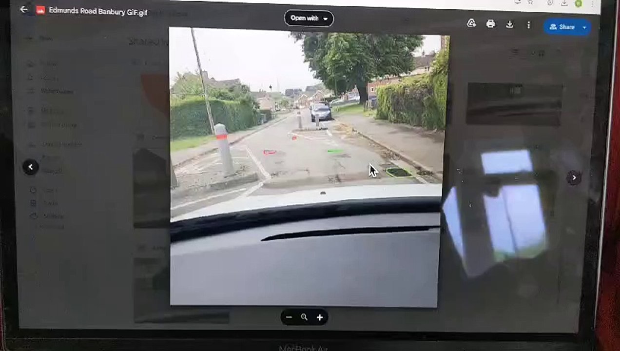 Edmunds Road, Banbury potholes