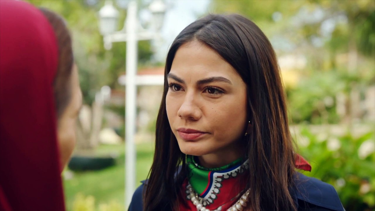 Mi Nombre es Farah - 63 Español