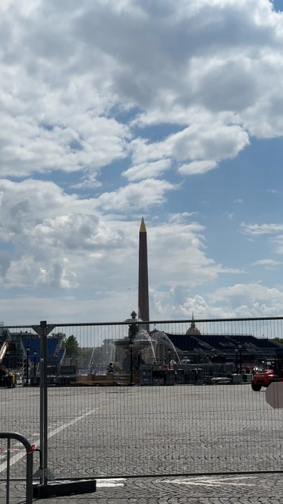 Reportage : La fermeture de la place de la Concorde