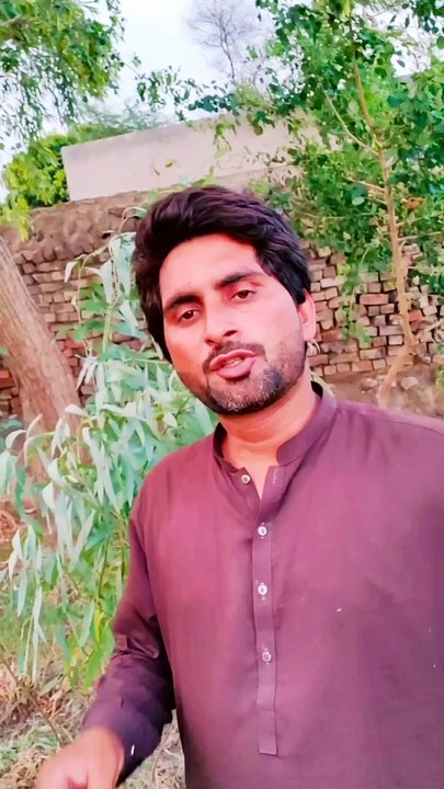 Viral Shorts: Crazy Boys & Crowd Poetry 🎥