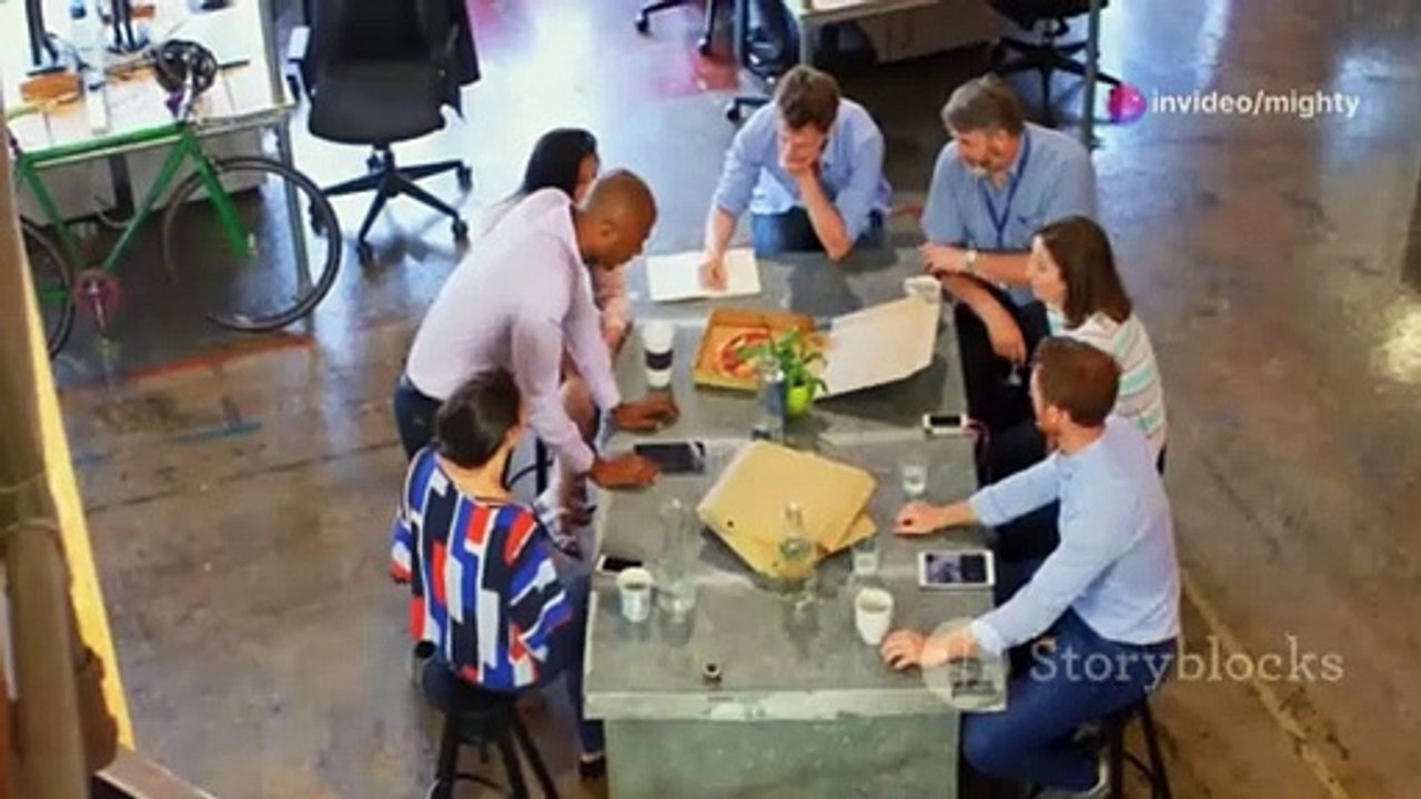 What are the advantages of staffing services