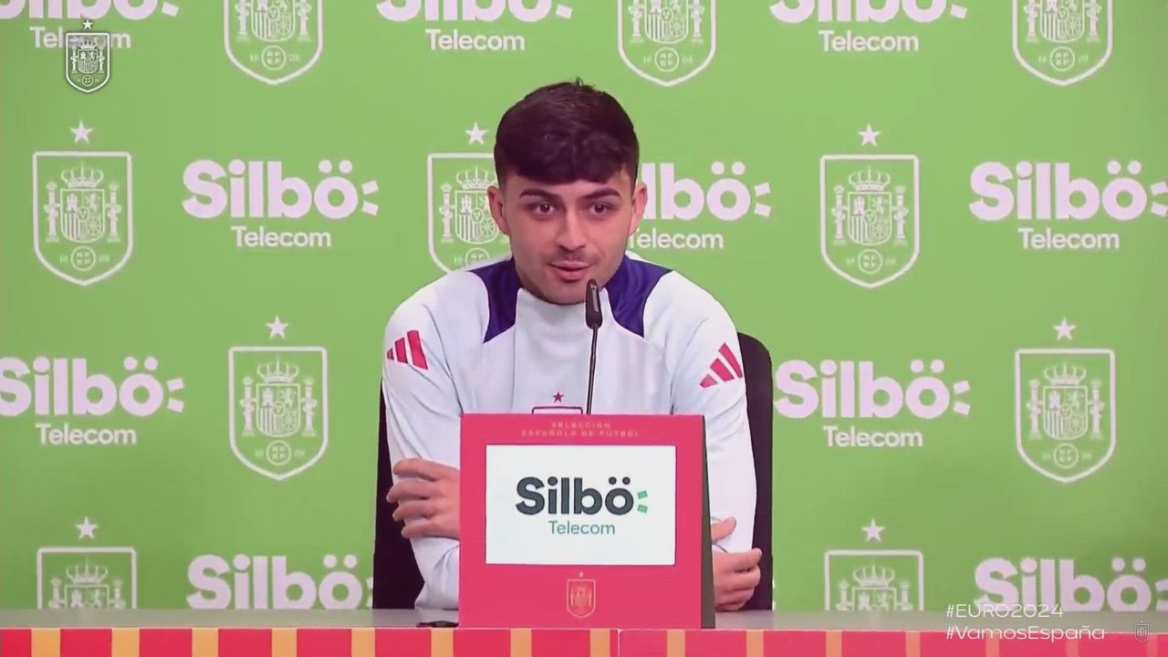 RUEDA de PRENSA de PEDRI y NICO WILLIAMS