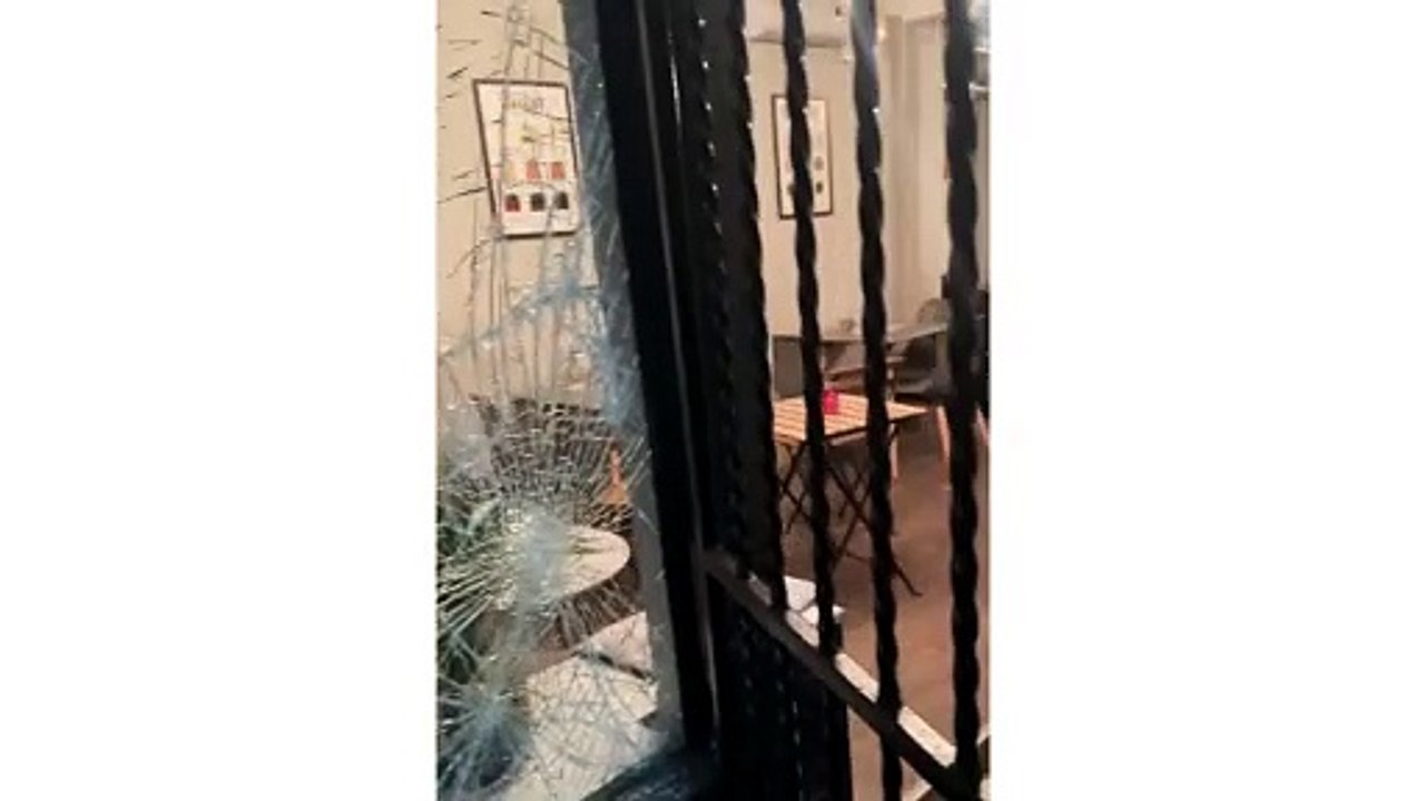 Popular Crookes cafe has window smashed by vandals