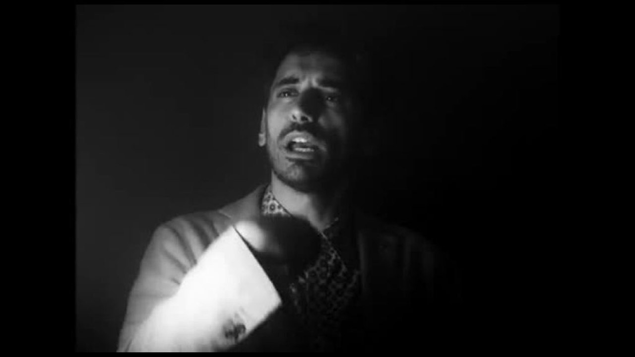 Valerio Lundini e i VazzaNikki, il nuovo singolo Parabola Ascendente