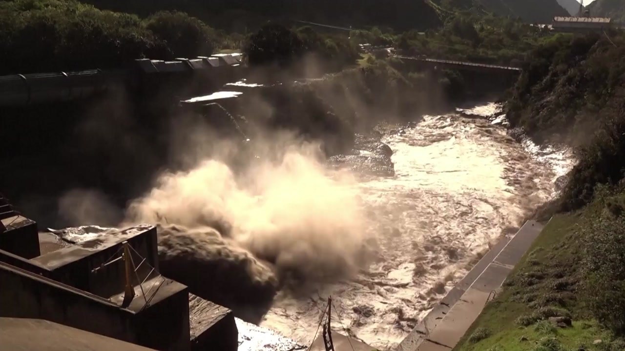 중남미 폭우로 피해 속출…"최소 17명 숨져" / YTN
