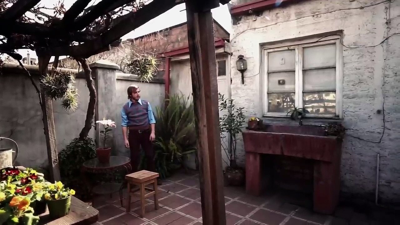 Los Vecinos (Cortometraje)