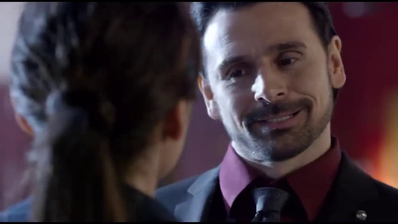 A Divina Comédia (2017) - Filme Online | Uma Jornalista em Crise 🎥