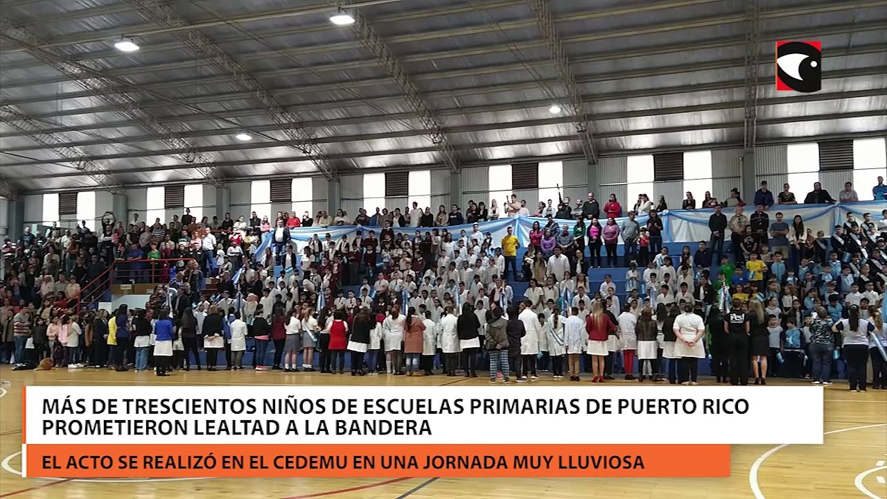 Más de trescientos niños de escuelas primarias de Puerto Rico prometieron lealtad a la bandera