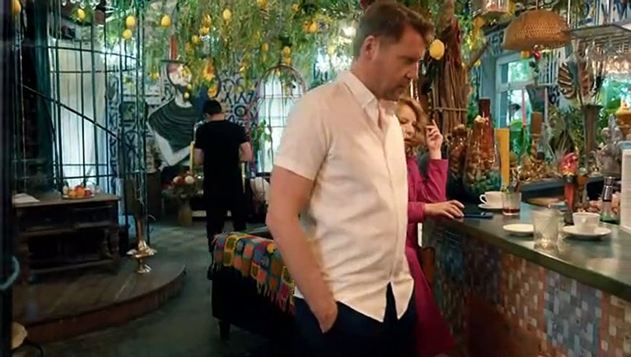 03. Блондинка и брюнетка .2022.WEB-DLRip.Files-x