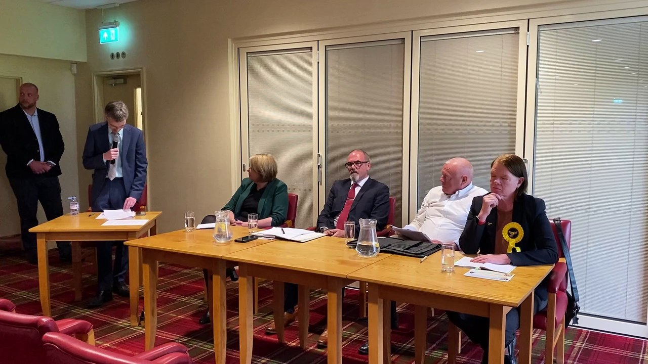 Election candidates clash over whether the A582 should become a dual carriageway