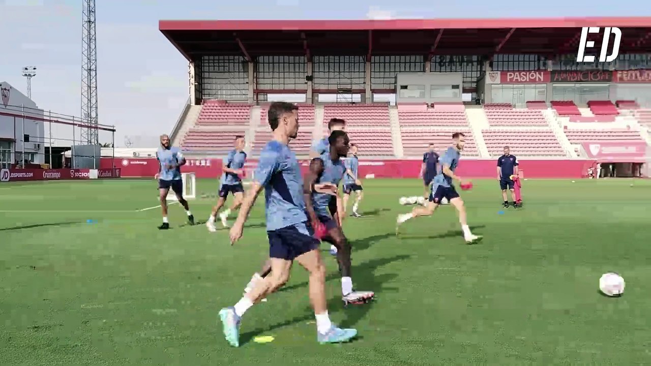 Entrenamiento del Sevilla en la semana de la vuelta a la Liga