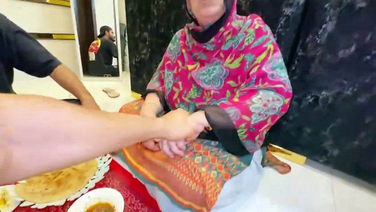 Farah Amma Shaded Naraz��Dawat at Ghazal Jawad House.��-(720p60)