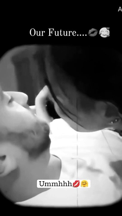 Dostana Maholl: Mutual Support for Success