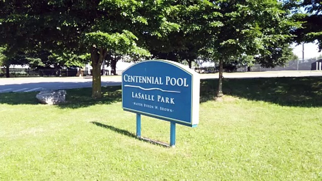 Centennial Pool Cleanup