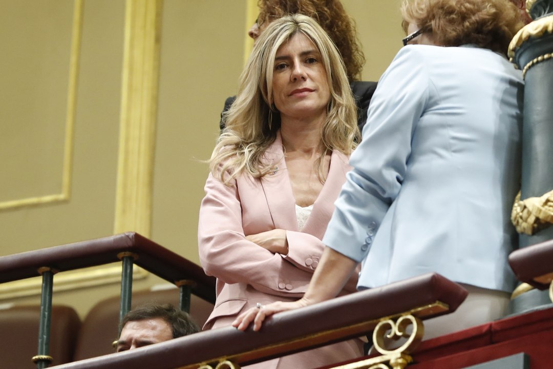 La Firma de Carlos Cuesta. Begoña a la fuga