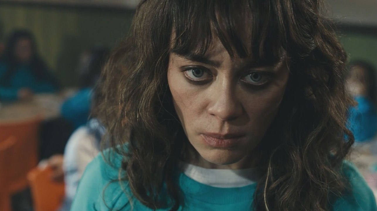 الفناء - الحلقة 2 - مدبلج بالعربية  | Avlu