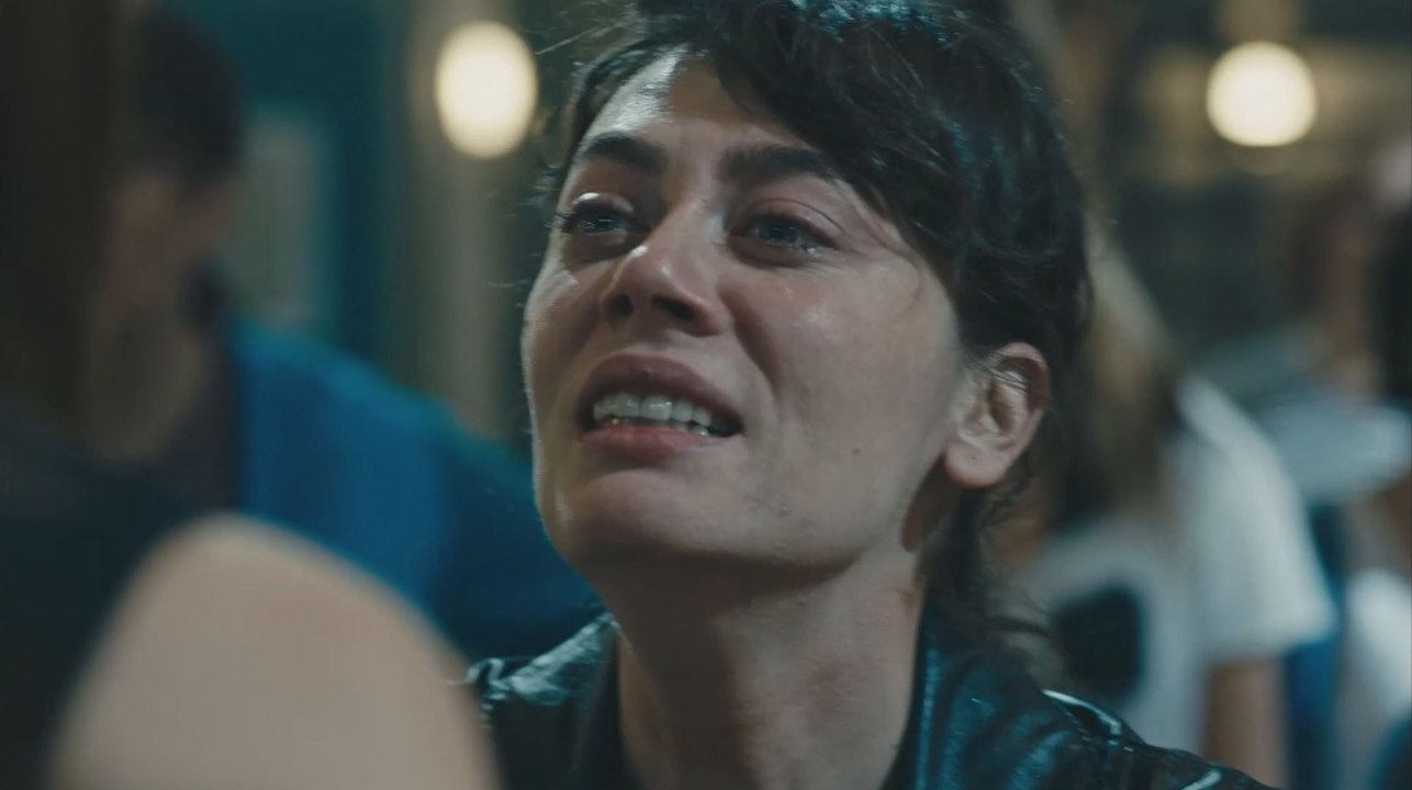 الفناء - الحلقة 27 - مدبلج بالعربية  | Avlu