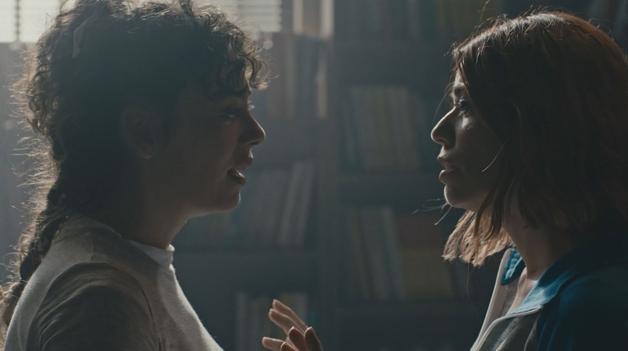 الفناء - الحلقة 53 - مدبلج بالعربية  | Avlu