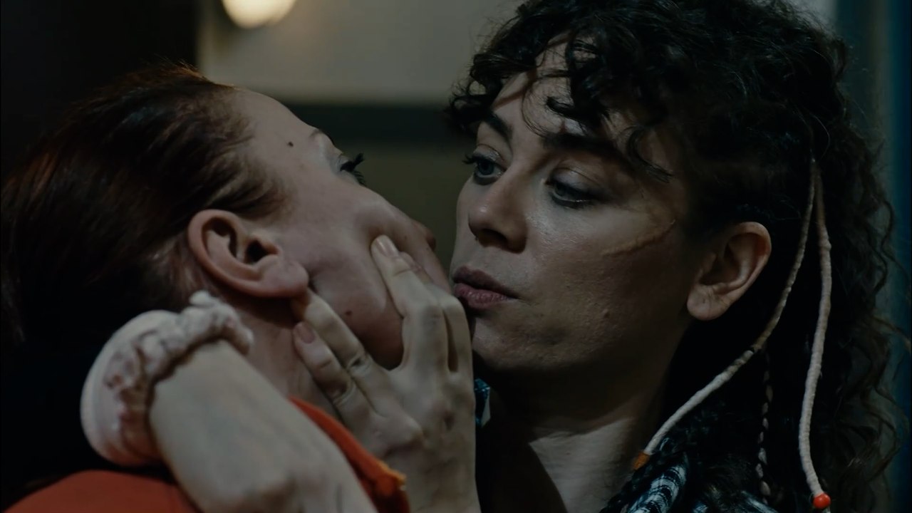 الفناء - الحلقة 79 - مدبلج بالعربية  | Avlu