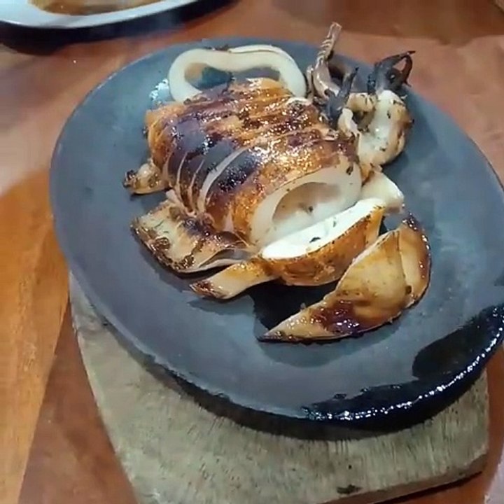 Sizzling Pusit