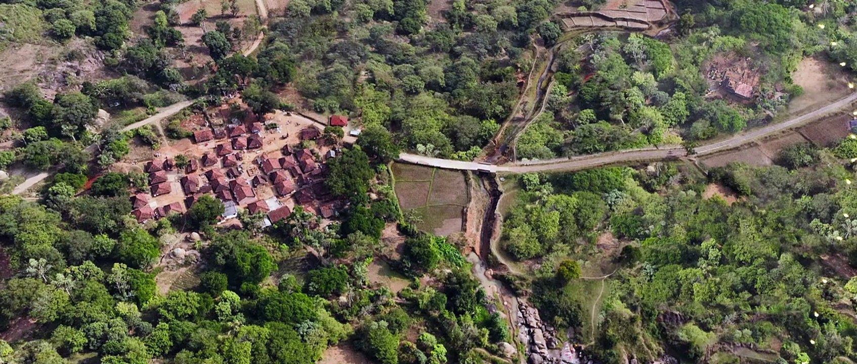 Virupaksha 2023 [Trim]4