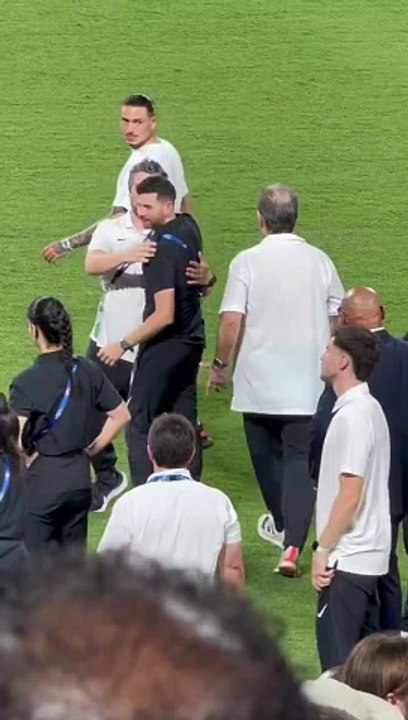 Marcelo Bielsa y Darwin Núñez