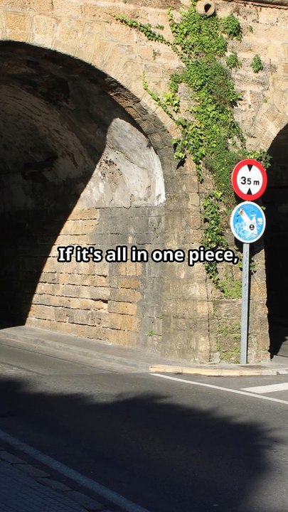 Compactness and Connectedness Explained in 60 sec