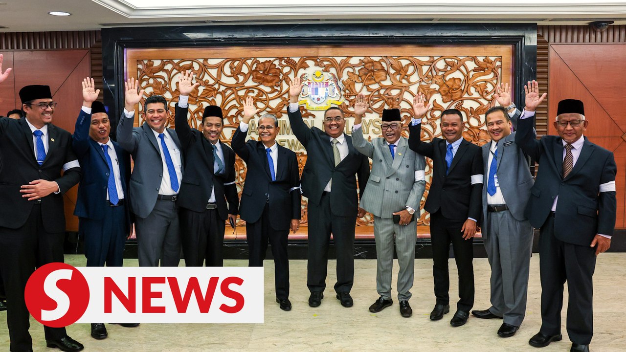 White armbands not against Parliament rules, says Deputy Speaker