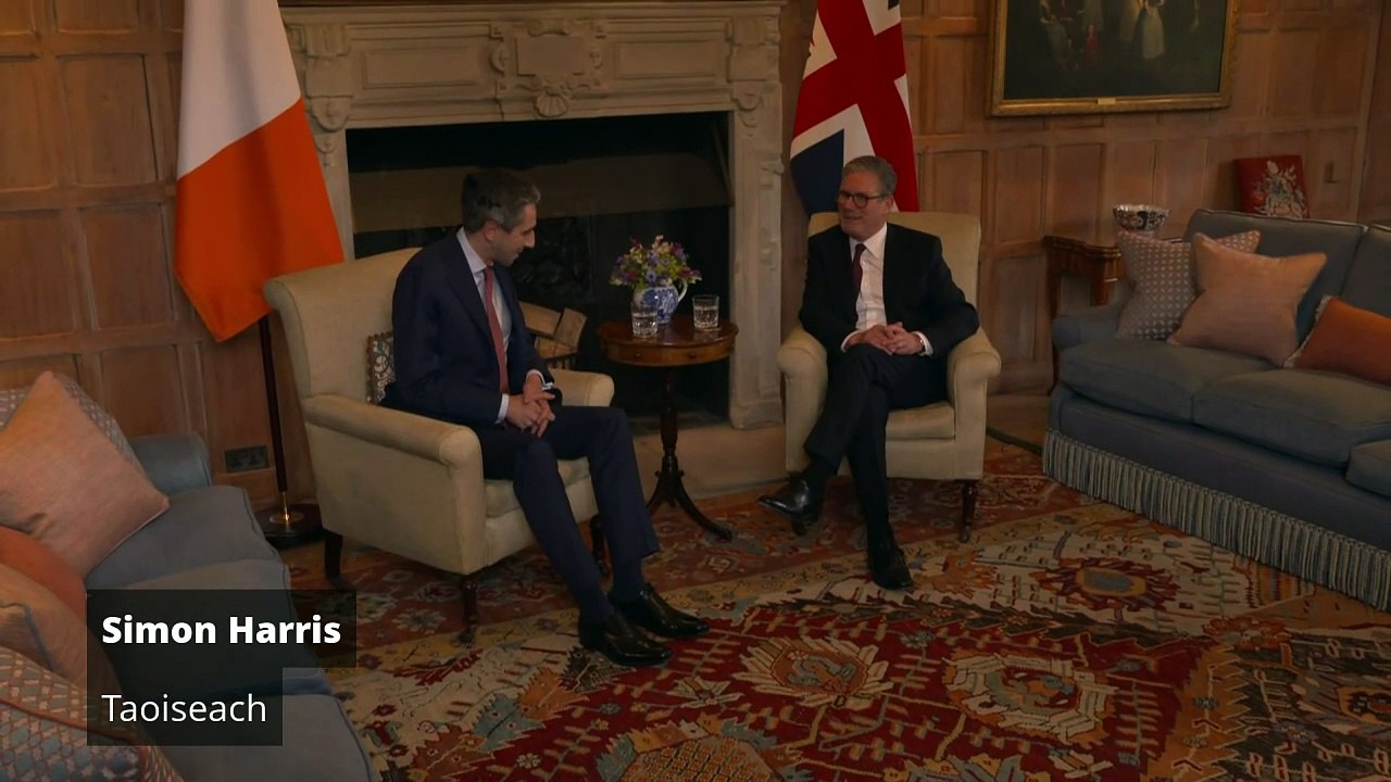 Starmer vows to strengthen relations with Ireland