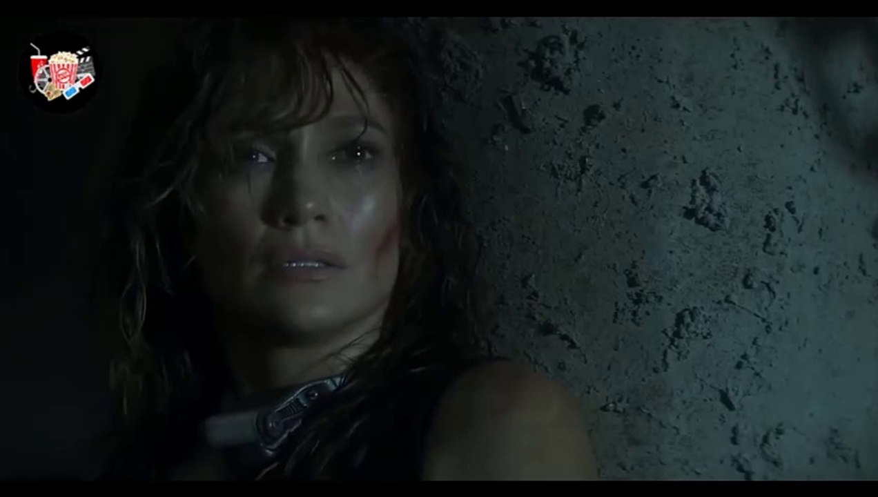 روبوت بيخرج عن سيطره البشر وبيكون جيش من الروبوتات وبيحاول القضاء على البشر/ ملخص فيلم atlas