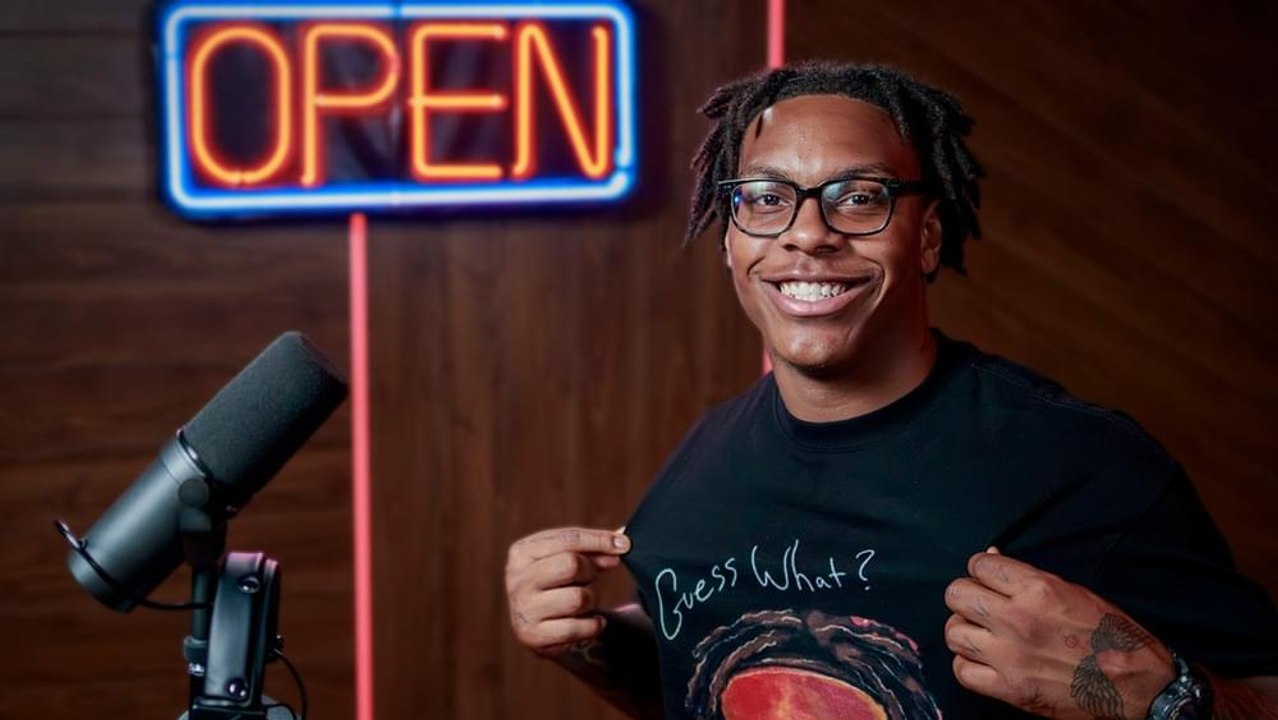 J.P. "Bad Bitty" (Live Performance) | Genius Open Mic