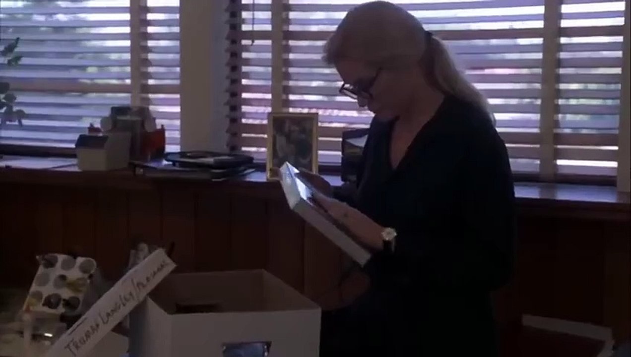 Stepmom vs Stepson Movie Explained in Hindi(480P)