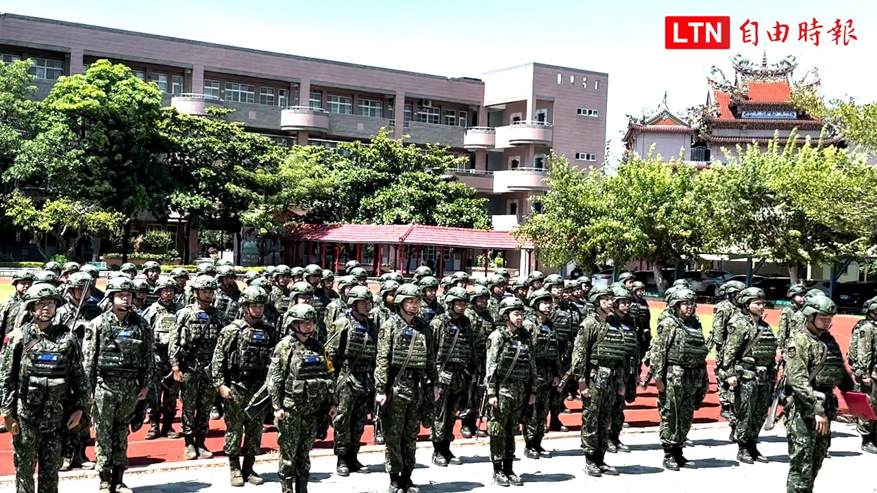 3天後迎戰台海喜樹海灘攻防 陸軍203旅後備軍人練陣地構築暖身