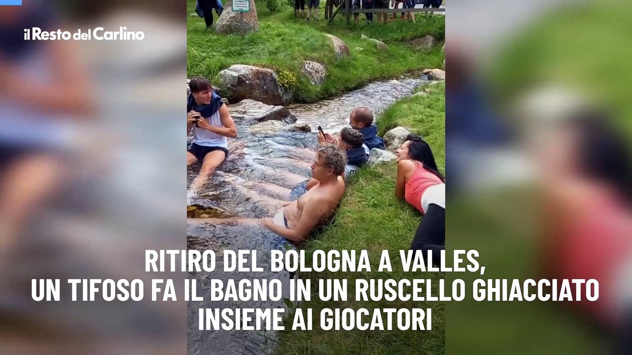 Tifoso del Bologna si tuffa in ruscello ghiacciato con i giocatori a Valles ❄️