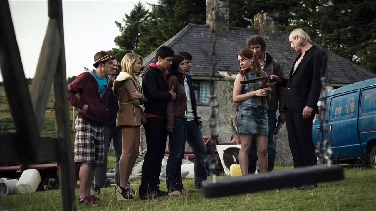 Roadkill (2011) Hindi Dubbed Movie