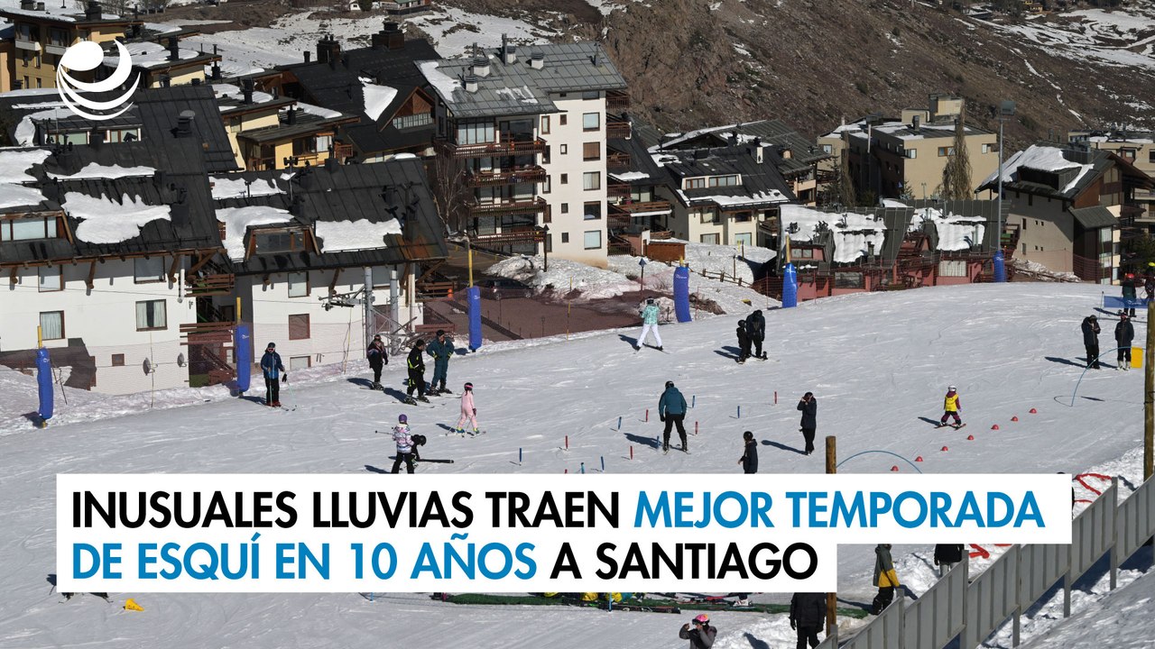 Inusuales lluvias traen mejor temporada de esquí en 10 años a Santiago