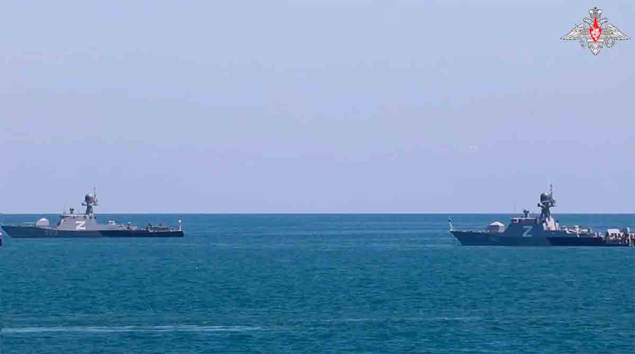 動画：ロシアが黒海艦隊を除く大規模な海軍演習を実施