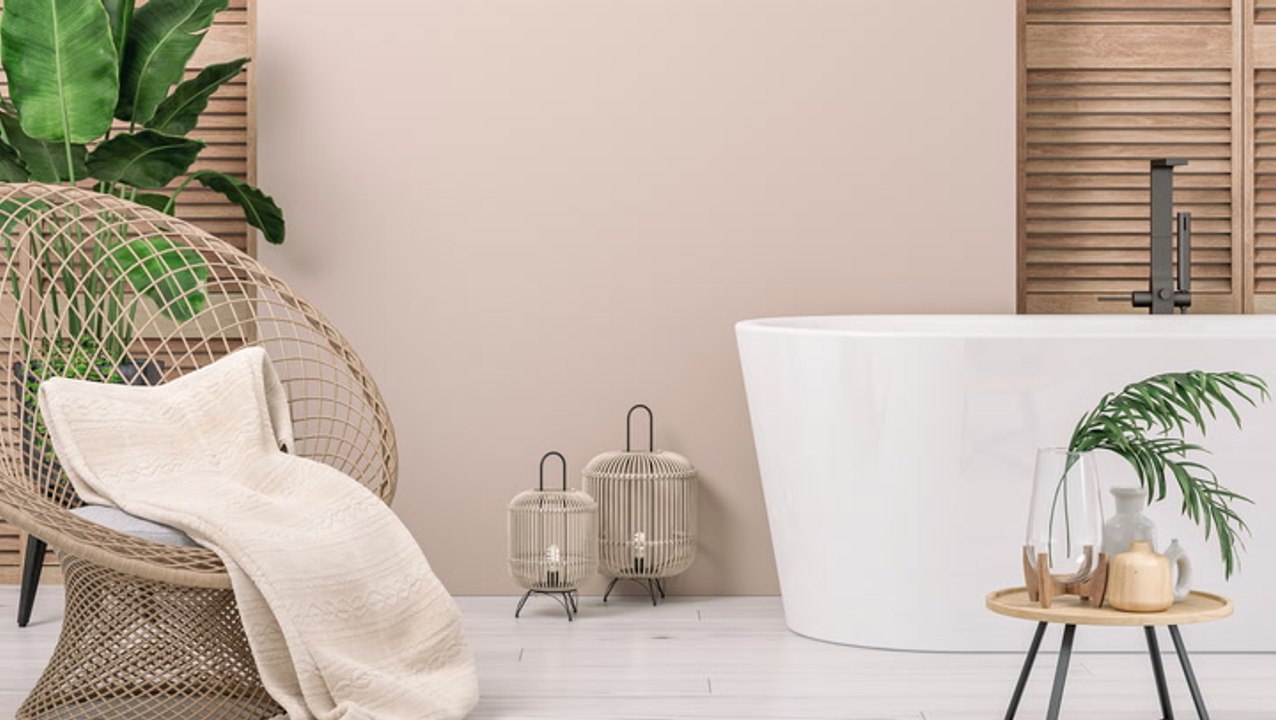 4 Paint Colors You Should Never Use in the Bathroom (And What to Use Instead)